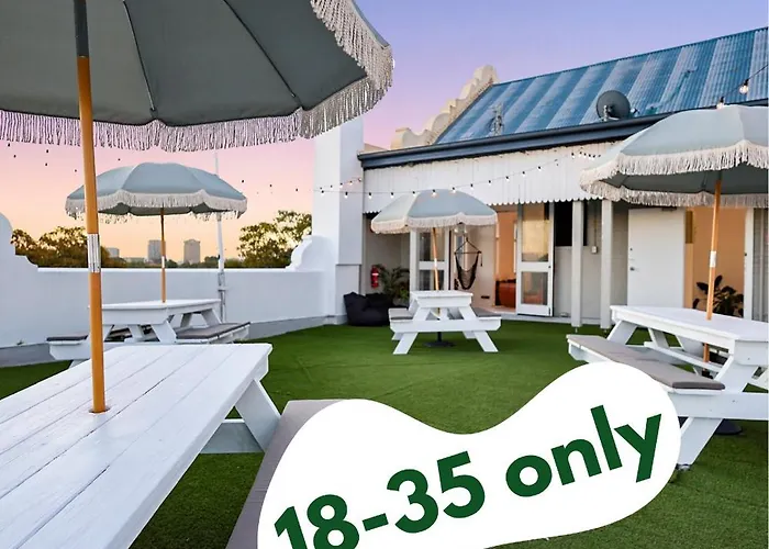 Pad Hostel Sydney
